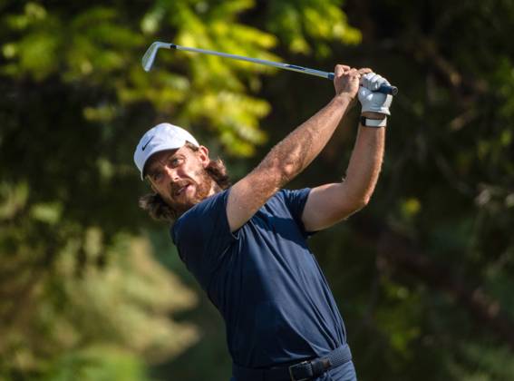 TOMMY FLEETWOOD of England tees off at the fourth hole during DP World Tour Championship in Dubai, United Arab Emirates, Nov 19, 2023. Dubai United Arab Emirates  Copyright: xMARTINxDOKOUPILx 443_1660