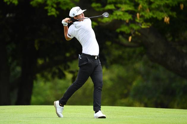 GOLF AUSTRALIAN PGA, Golf Herren Jack Thompson plays a shot during round 1 of the 2023 Fortinet Australian PGA Championship in Brisbane, Thursday, November 23, 2023. ( NO ARCHIVING, EDITORIAL USE ONLY, NO USE IN BOOKS WITHOUT CONSENT BRISBANE QUEENSLAND AUSTRALIA  Copyright: xJONOxSEARLEx 20231123001868620985
