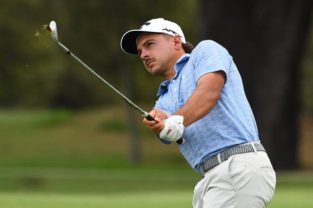 GOLF AUSTRALIAN PGA, Golf Herren David Micheluzzi plays a shot during round 1 of the 2023 Fortinet Australian PGA Championship in Brisbane, Thursday, November 23, 2023. ( NO ARCHIVING, EDITORIAL USE ONLY, NO USE IN BOOKS WITHOUT CONSENT BRISBANE QUEENSLAND AUSTRALIA  Copyright: xJONOxSEARLEx 20231123001868666139