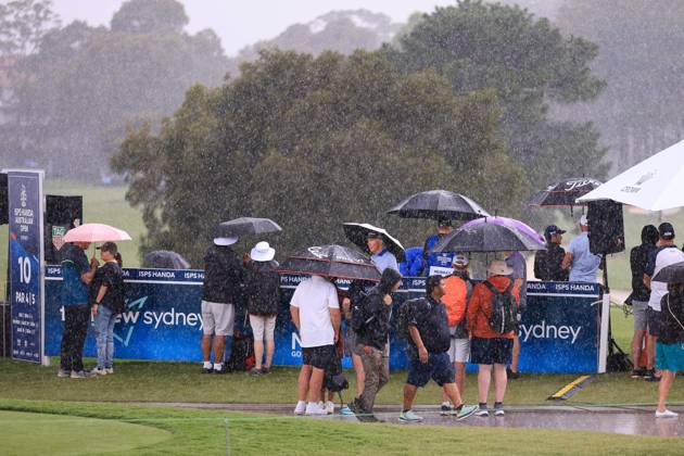 30th November 2023; The Australian Golf Club and The Lakes Golf Club, Sydney, New South Wales, Australia; ISPS HANDA Australian Open Round 1; Day 1 of the open encounters a rain storm  ActionPlus12581406 KevinxManning