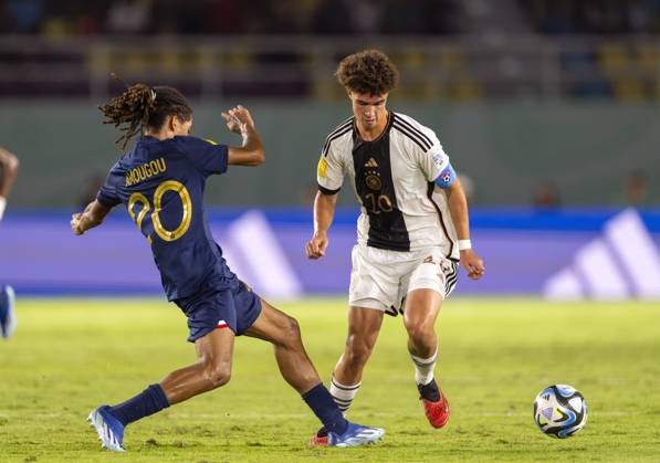 02 12 2023, Football U 17 World Cup 2023, Final Germany France, at Manahan Stadium Surakarta from left Mathis Amougou France against Noah Darvich Germany