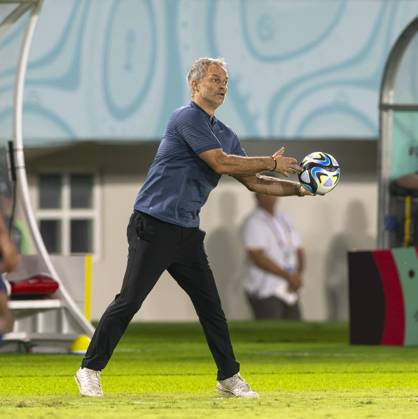 02 12 2023, Football U 17 World Cup 2023, Final Germany France, at Manahan Stadium Surakarta Coach Christian Wück Germany