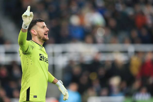 Newcastle United gegen Manchester United 2. Dezember 2023, Newcastle Premier League Fußball Newcastle United gegen Manchester United Newcastle United Torwart Martin Dubravka Foto Copyright: xDanielxChestertonxOffside