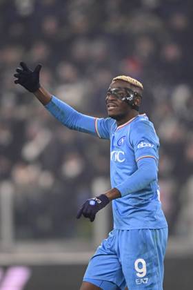 Foto Fabio Ferrari LaPresse 8 Dicembre 2023 - Torino, Italia - calcio - Juventus vs Napoli - Campionato italiano di calcio Serie A TIM 2023 2024 - Juventus Stadium. Nella foto:Victor Osimhen (SSC Napoli); December 8, 2023 Turin, Italy - sport, calcio -Juventus vs Napoli - Italian Serie A Football Championship 2023 2024 - Juventus Stadium. In the pic:Victor Osimhen (SSC Napoli); Copyright: xFabioxFerrari LaPressex