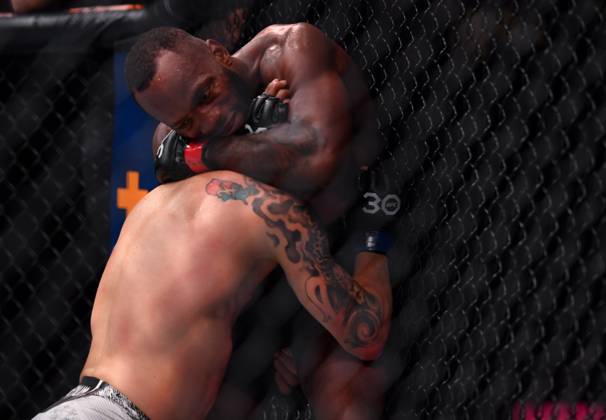December 16, 2023, Las Vegas, Nevada, USA: LEON EDWARDS (21-3-0) of Erdington, birmingham, England defeats COLBY COVINGTON (17-3-0) of Miami, Florida USA by a unanimous decision (49-46, 49-46, 49-46) during UFC 296 at T-Mobile Arena, Las Vegas Las Vegas USA - ZUMAo117 20231216_zsp_o117_042 Copyright: xMikaelxOnax