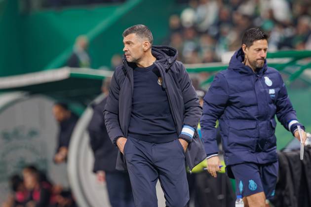 Sergio Conceicao during Liga Portugal 23 24 game between Sporting CP and FC Porto, Estadio Jose Alvalade, Lisbon, Portugal. (Maciej Rogowski) Lisbon Estadio Jose Alvalade Portugal Copyright: xMaciejxRogowskix scpfcp
