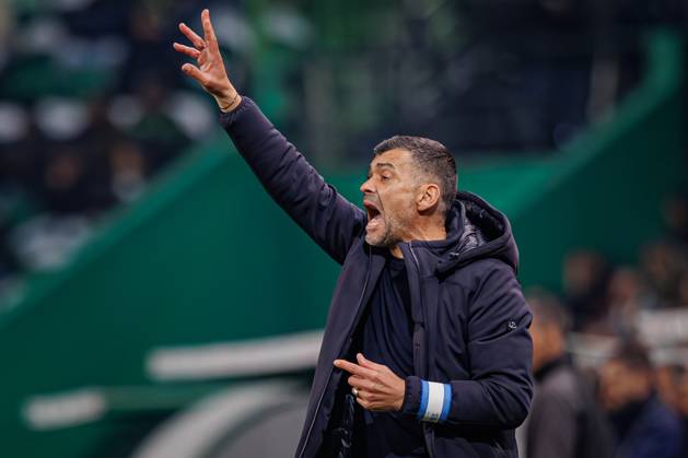 Sergio Conceicao during Liga Portugal 23 24 game between Sporting CP and FC Porto, Estadio Jose Alvalade, Lisbon, Portugal. (Maciej Rogowski) Lisbon Estadio Jose Alvalade Portugal Copyright: xMaciejxRogowskix scp-fcp-18-12-2023-16