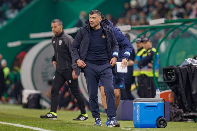 Sergio Conceicao during Liga Portugal 23 24 game between Sporting CP and FC Porto, Estadio Jose Alvalade, Lisbon, Portugal. (Maciej Rogowski) Lisbon Estadio Jose Alvalade Portugal Copyright: xMaciejxRogowskix scp-fcp-18-12-2023-13