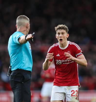 Nottingham Forest v Bournemouth Premier League Ryan Yates of Nottingham Forest is puzzled by a decision by Referee Rob Jones during the Premier League match at the City Ground, Nottingham Copyright: xAndyxSumnerx FIL-19410-0036 UK Newspapers OUT