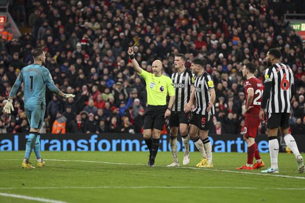 Football - 2023 2024 Premier League - Liverpool vs Newcastle United - Anfield - Monday 1st January 2024. Diogo Jota of Liverpool is brought down by Martin Dubravka of Newcastle United for a penalty and is booked by referee Anthony Taylor