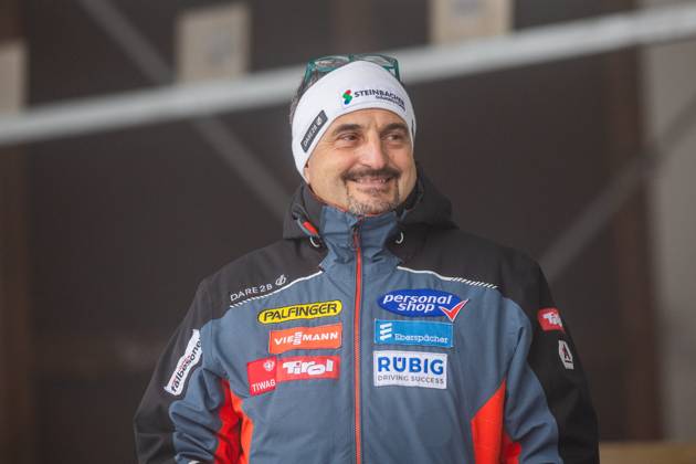 Georg Hackl Coach Austria , WC Women s Singles, Eberspächer Luge World Cup 2023 204 Winterberg GER January 6, 2024 Winterberg North Rhine-Westphalia Germany, Eberspächer Luge World Cup 2023 204 Winterberg GER January 6, 2024 Winterberg Copyright: xSocher xEibner-Pressefotox EP_kso