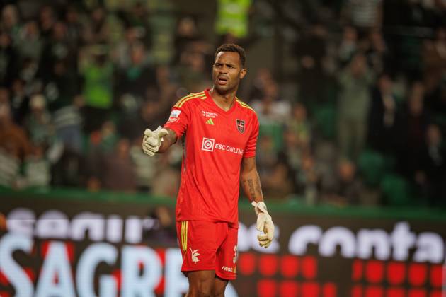 Ricardo Batista during Liga Portugal 23 24 game between Sporting CP and Casa Pia AC, Estadio Jose Alvalade, Lisbon, Portugal. (Maciej Rogowski) Lisbon Estadio Jose Alvalade Portugal Copyright: xMaciejxRogowskix scp-casapia-full-34
