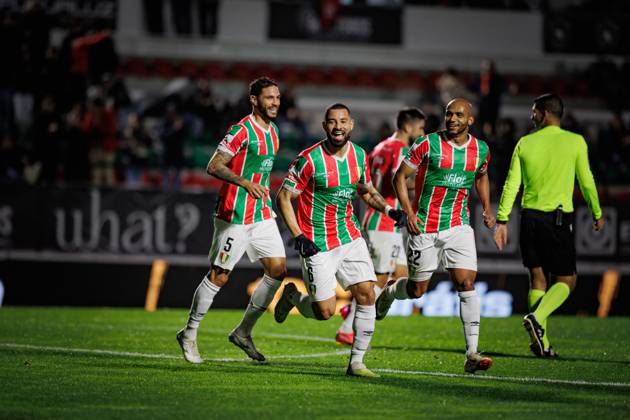 Aloisio celebrates after scoring goal during Liga Portugal 23 24 game between CF Estrela Amadora and Portimonense SC at Estadio Jose Gomes, Amadora, Lisbon, Portugal. (Maciej Rogowski) Lisbon Estadio Jose Gomes Portugal Copyright: xMaciejxRogowskix estport-14