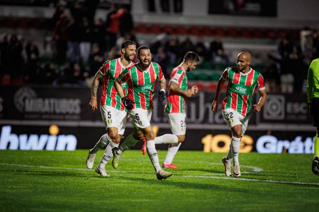 Aloisio celebrates after scoring goal during Liga Portugal 23 24 game between CF Estrela Amadora and Portimonense SC at Estadio Jose Gomes, Amadora, Lisbon, Portugal. (Maciej Rogowski) Lisbon Estadio Jose Gomes Portugal Copyright: xMaciejxRogowskix estport-13