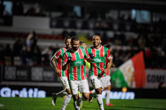 Aloisio celebrates after scoring goal during Liga Portugal 23 24 game between CF Estrela Amadora and Portimonense SC at Estadio Jose Gomes, Amadora, Lisbon, Portugal. (Maciej Rogowski) Lisbon Estadio Jose Gomes Portugal Copyright: xMaciejxRogowskix estport-15