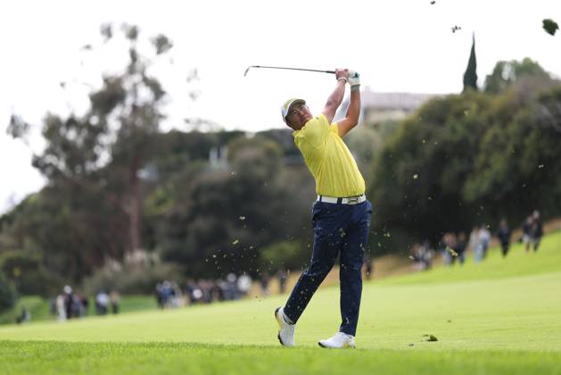 February 18, 2024, Pacific Palisades, California, USA: HIDEKI MATSUYAMA hits from the fairway on 18th hole during the final round of The Genesis Invitational at Riviera Country Club in Pacific Palisades, California. Pacific Palisades USA - ZUMAt158 20240218_zsp_t158_015 Copyright: xBrentonxTsex