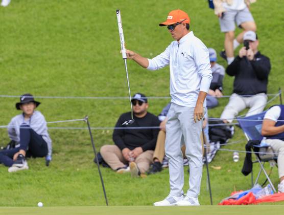 February 18, 2024, Pacific Palisades, California, USA: Rickie Fowler lines up his putt during the Final Round of the 2024 Genesis Invitational Golf Tournament on Sunday February 18, 2024 at the Riviera Country Club in Pacific Palisades, California. ARIANA RUIZ PI Pacific Palisades U.S - ZUMAp124 20240218_zaa_p124_026 Copyright: xArianaxRuizx
