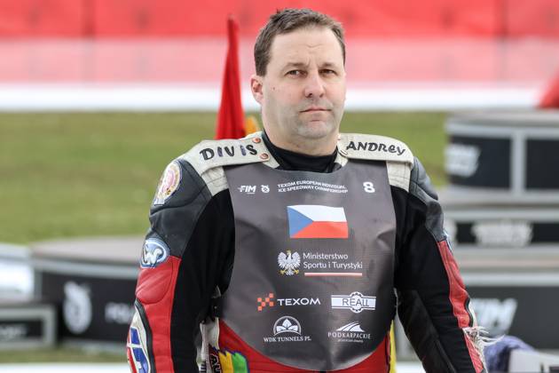 Texom European Individual Ice Speedway Championship 2024 round 1 2024.02.24 Sanok, Poland, Ice Speedway Texom European Individual Ice Speedway Championship 2024 round 1 (1 Runda Indywidualnych Mistrzostw Europy w Zuzlu Na Lodzie) op: Andrej Divis Copyright: xKonradxSwieradx 128A2214
