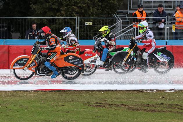 Texom European Individual Ice Speedway Championship 2024 round 1 2024.02.24 Sanok, Poland, Ice Speedway Texom European Individual Ice Speedway Championship 2024 round 1 (1 Runda Indywidualnych Mistrzostw Europy w Zuzlu Na Lodzie) op: Lukas Hutla, Joakim Soderstrom, Andrej Divis, Michal Knapp Copyright: xKonradxSwieradx 128A2434