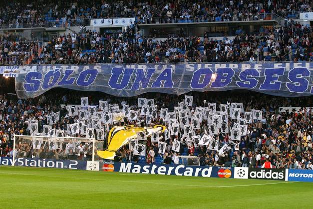 Onderwerp Subject: Real Madrid (3-1) Champions League Reklame: Club Team Country: Real Madrid Seizoen Season: 2002 2003 FOTO PHOTO: Real Madrid s stadium SANTIAGO BERNABEU supporters MADRID ESP Content not available for redistribution in The Netherlands directly or indirectly through any third parties. Copyright: xBSRxAgencyx 03190408E8DA3568