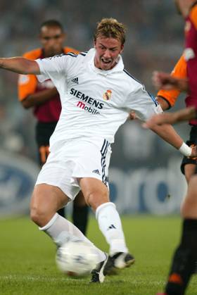 Onderwerp Subject: Real Madrid Champions League Club Team Country: Real Madrid Seizoen Season: 2002 2003 FOTO PHOTO: Real Madrid s GUTI ROME ITA Content not available for redistribution in The Netherlands directly or indirectly through any third parties. Copyright: xBSRxAgencyx 02190917362C6247