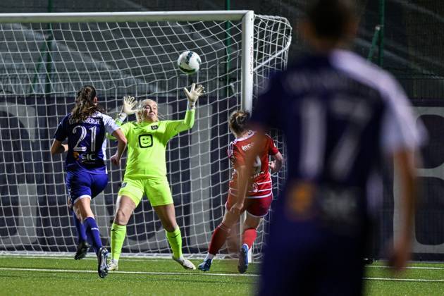 RSC ANDERLECHT VS STANDARD Amber Barrett (9) of Standard scores 1-1 and Standard can celebrate during a female soccer game between RSC Anderlecht and Standard Femina de Liege on the 14 th matchday of the 2023 - 2024 season of the Belgian Lotto Womens Super League , on Saturday 2 March 2024 in Anderlecht , Belgium . PHOTO SPORTPIX Stijn Audooren Anderlecht Neerpede Brussel Belgium Copyright: xSportpix.bex xStijnxAudoorenxStijnxAudoorenx