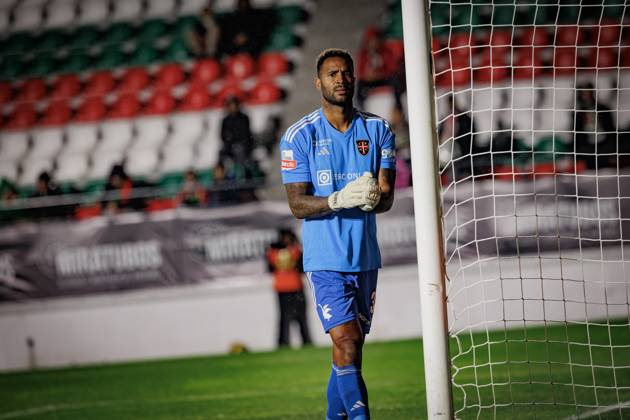 Ricardo Batista during Liga Portugal 23 24 game between CF Estrela Amadora and Casa Pia AC at Estadio Jose Gomes, Amadora, Lisbon, Portugal. (Maciej Rogowski) Lisbon Estadio Jose Gomes Portugal Copyright: xMaciejxRogowskix estrela-casapiafull-22