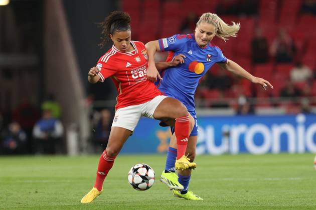 Lisbon, Portugal, Tuesday 19 March 2024 UEFA Women s Champions League 2023 24 1 4 Final SL Benfica Olympique Lyon, Marie Alidou SL Benfica , Lindsey Horan Olympique Lyon , duel, action, action, battles for the ball Copyright: JoaquimxFerreira