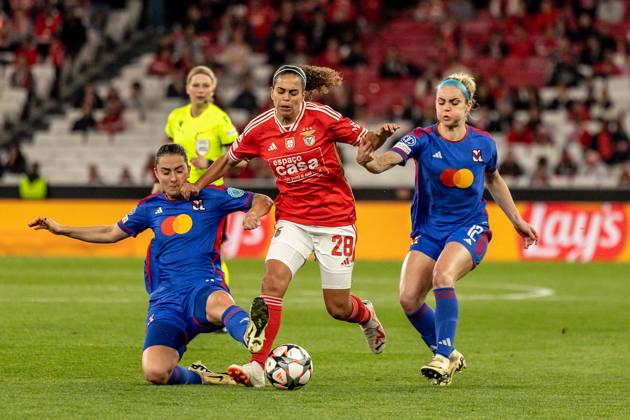 Lisbon, Portugal, March 19th 2024: Andrea Falcon (28 SL Benfica) and Ellie Carpenter (12 Olympique Lyonnais) and Sara Däbritz (8 Olympique Lyonnais) in action during the UEFA Women?s Champions League game between SL Benfica v Olympique Lyonnais at Estadio da Luz in Lisbon, Portugal (Joao Bravo SPP) Copyright: xJoaoxBravo SPPx spp-en-JoBr-JBF-1195