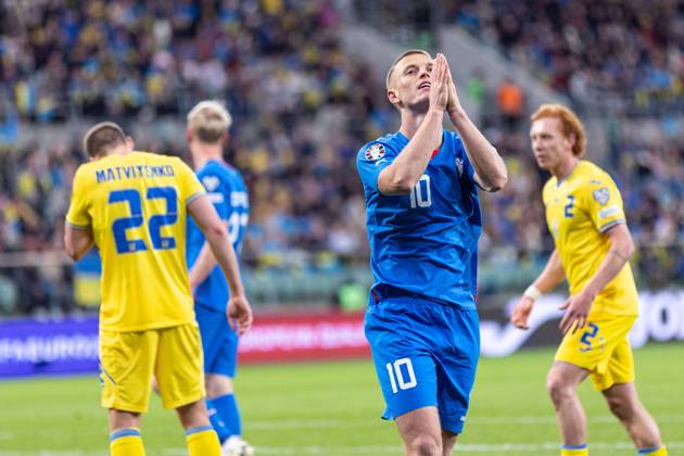 WROCLAW 26.03.2024 FINALOWY MECZ BARAZOWY ELIMINACJE DO MISTRZOSTW EUROPY 2024: UKRAINA - ISLANDIA --- UEFA EURO, EM, Europameisterschaft,Fussball 2024 QUALIFICATION FINAL PLAY-OFF MATCH IN WROCLAW: UKRAINE - ISLAND nz ALBERT GUDMUNDSSON FOT. ERNEST KOLODZIEJ 400mm.pl NEWSPIX.PL --- Newspix.pl 20240326_KOL1697
