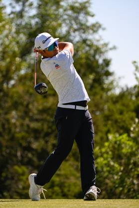 SAN ANTONIO, TX - APRIL 05: Ryo Hisatsune (JPN) watches his tee shot on 15 during Rd2 of the Valero Texas Open at TPC San Antonio (Oaks Course) on April 5, 2024, in San Antonio, Texas. (Photo by Ken Murray Icon Sportswire) GOLF: APR 05 PGA, Golf Herren Valero Texas Open EDITORIAL USE ONLY Icon2404050712
