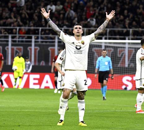 Foto IPP Paolo Bona Milano 11 04 2024 UEFA Europa League di Calcio stagione 2023 2024 partita Milan-Roma Nella foto Gianluca Mancini esulta dopo il gol del 0-1 Italy Photo Press Worldwide Copyright italy Italy ITALY Copyright: xR4924_italyphotopressx