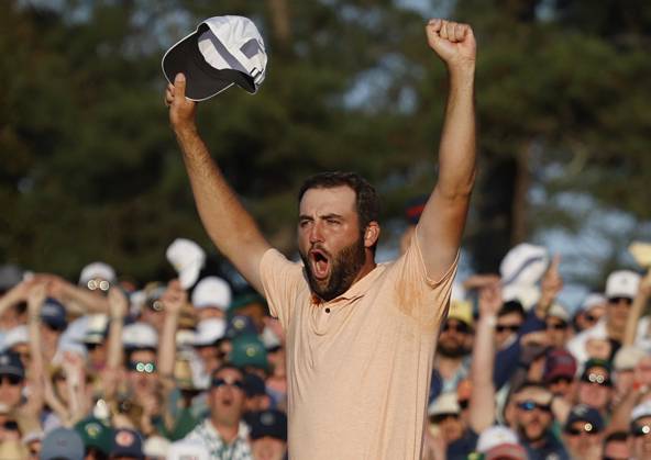 Bilder des Jahres 2024, Sport 04 April Sport Themen der Woche KW15 Sport Bilder des Tages Scottie Scheffler celebrates after winning the Masters tournament at Augusta National Golf Club in Augusta, Georgia on Sunday, April 14, 2024. Scheffler won with a score of 11 under par.  AUG20240414150 JOHNxANGELILLO