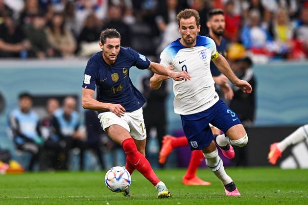 2022-12-10 Netherlands v Argentina - Quarter Final - FIFA World Cup, WM, Weltmeisterschaft, Fussball Qatar 2022 LUSAIL CITY, QATAR - DECEMBER 10: Adrien Rabiot of France battles for the ball with Harry Kane of England during the Quarter Final - FIFA World Cup Qatar 2022 match between Netherlands and Argentina at the Lusail Stadium on December 10, 2022 in Lusail City, Qatar (Photo by Pablo Morano BSR Agency) Lusail City Qatar Content not available for redistribution in The Netherlands directly or indirectly through any third parties. Copyright: xBSRxAgencyx
