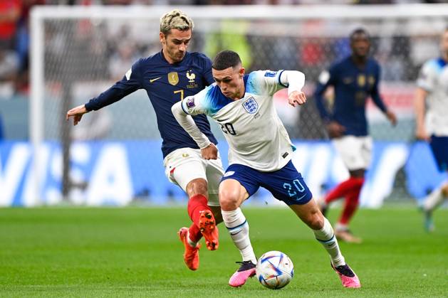 2022-12-10 Netherlands v Argentina - Quarter Final - FIFA World Cup, WM, Weltmeisterschaft, Fussball Qatar 2022 LUSAIL CITY, QATAR - DECEMBER 10: Antoine Griezmann of France battles for the ball with Phil Foden of England during the Quarter Final - FIFA World Cup Qatar 2022 match between Netherlands and Argentina at the Lusail Stadium on December 10, 2022 in Lusail City, Qatar (Photo by Pablo Morano BSR Agency) Lusail City Qatar Content not available for redistribution in The Netherlands directly or indirectly through any third parties. Copyright: xBSRxAgencyx