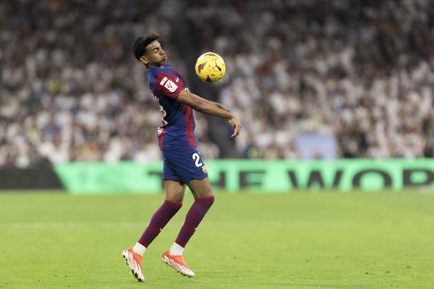 April 21, 2024, Madrid, Spain: Lamine Yamal of Barcelona in action during the La liga 2023 24 match between Real Madrid and FC Barcelona, Barca at Santiago Bernabeu Stadium. Final score; Real Madrid 3:2 FC Barcelona Madrid Spain - ZUMAs197 20240421_aaa_s197_502 Copyright: xGuillermoxMartinezx
