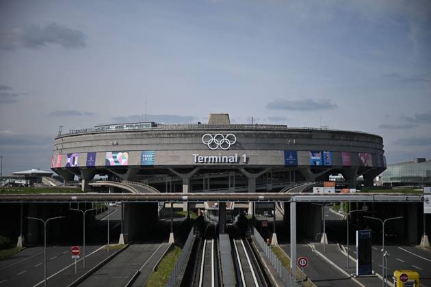Paris 2024 Olympics, presentation of the Olympic rings at Charles de Gaulle Airport