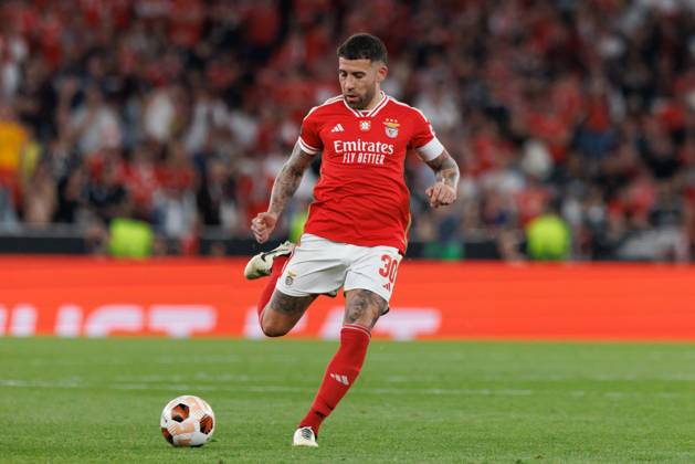 Nicolas Otamendi during UEFA Europa League game between SL Benfica and Olympique de Marseille at Estadio Da Luz, Lisbon, Portugal. (Maciej Rogowski) Lisbon Estadio Da Luz Portugal Copyright: xMaciejxRogowskix benficaomuel-098