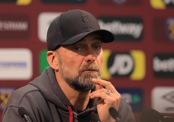 London, England, 27th April 2024. Jurgen Klopp, Manager of Liverpool talks in a press conference, PK, Pressekonferenz after the Premier League match at the London Stadium, London. Picture credit should read: Paul Terry Sportimage EDITORIAL USE ONLY. No use with unauthorised audio, video, data, fixture lists, club league logos or live services. Online in-match use limited to 120 images, no video emulation. No use in betting, games or single club league player publications. SPI-3108-0052