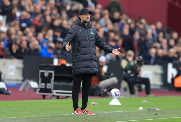 London, England, 27th April 2024. Jurgen Klopp, Manager of Liverpool reacts during the Premier League match at the London Stadium, London. Picture credit should read: Paul Terry Sportimage EDITORIAL USE ONLY. No use with unauthorised audio, video, data, fixture lists, club league logos or live services. Online in-match use limited to 120 images, no video emulation. No use in betting, games or single club league player publications. SPI-3108-0062