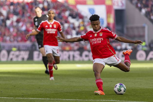 April 27, 2024, Lisbon, Portugal: David Neres of SL Benfica seen in action during the Liga Portugal Betclic football match between SL Benfica and SC Braga at Estadio da Luz Stadium. Lisbon Portugal - ZUMAs197 20240427_aaa_s197_385 Copyright: xHugoxAmaralx