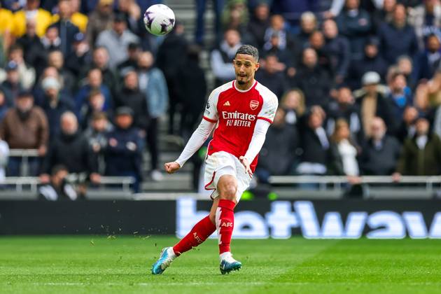 Tottenham Hotspur v Arsenal Premier League 28 04 2024. William Saliba (2) of Arsenal during the Premier League match between Tottenham Hotspur and Arsenal at Tottenham Hotspur Stadium, London, United Kingdom on 28 April 2024. Editorial use only DataCo restrictions apply See www.football-dataco.com , Copyright: xNigelxKeenex PSI-19566-0148