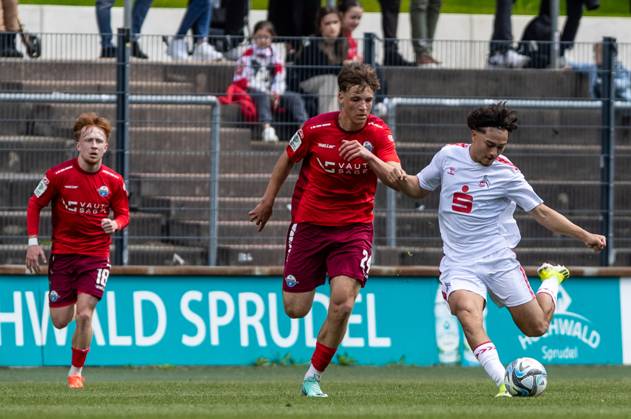 A Junioren Bundesliga West 1 FC Koeln U19 SC Paderborn 07 U19, 05 05 2024 Justin Kai von der Hitz 1 FC Köln U19, 7 A Junioren Bundesliga West 1 FC Koeln U19 SC Paderborn 07 U19, Franz Kremer Stadion, 05 05 2024 Copyright: xBEAUTIFULxSPORTS Buriakovx
