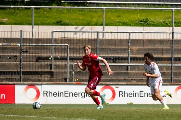 A Junioren Bundesliga West 1 FC Koeln U19 SC Paderborn 07 U19, 05 05 2024 Luis Floerke SC Paderborn 07 U19, 4 A Junioren Bundesliga West 1 FC Koeln U19 SC Paderborn 07 U19, Franz Kremer Stadion, 05 05 2024 Copyright: xBEAUTIFULxSPORTS Buriakovx