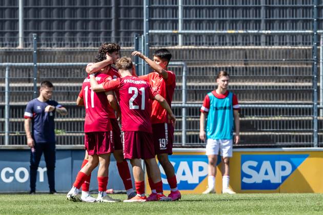 A Junioren Bundesliga West 1 FC Koeln U19 SC Paderborn 07 U19, 05 05 2024 SC Paderborn 07 U19 in jubilation A Junioren Bundesliga West 1 FC Koeln U19 SC Paderborn 07 U19, Franz Kremer Stadion, 05 05 2024 Copyright: xBEAUTIFULxSPORTS Buriakovx