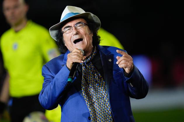 Atalanta BC v Juventus FC - Coppa Italia 2023 2024 Final Singer Al Bano Carrisi sings italian national anthem during the Coppa Italia 2023 2024 Frecciarossa final match between Atalanta BC and Juventus FC at Stadio Olimpico on May 15, 2024 in Rome, Italy. Rome Stadio Olimpico Lazio Italy Copyright: xGiuseppexMaffiax FinaleCoppaItalia-Atalanta-Juventus_150524_DSC9079