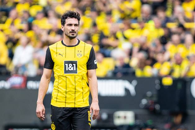 1 Soccer Bundesliga, 34 Matchday Borussia Dortmund SV Darmstadt 98 18 05 2024 Mats Hummels Borussia Dortmund, 15 Jersey for season 2024 2025, new 1 Soccer Bundesliga, 34 Matchday Borussia Dortmund SV Darmstadt 98 Signal Iduna Park, Dortmund 18 05 2024 DFL DFB regulations prohibit any use of photographs as image sequences and or quasi video Copyright: xBEAUTIFULxSPORTS Buriakovx