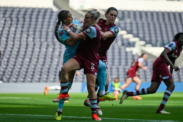 Tottenham Hotspur Women v West Ham United Women FA Women s Super League 18 05 2024. West Ham United Women defender Kirsty Smith (2) & West Ham United Women forward Emma Harries (12) clatter into Tottenham Hotspur Women goalkeeper Rebecca Spencer (22) to stop her taking the quick kick during the FA Women s Super League match between Tottenham Hotspur Women and West Ham United Women at Tottenham Hotspur Stadium, London, United Kingdom on 18 May 2024. Editorial use only DataCo restrictions apply See www.football-dataco.com , Copyright: xWaynexTuckwellx PSI-19694-0148
