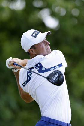 LOUISVILLE, KY - MAY 18: Viktor Hovland (NOR) hits a drive at the 18th hole during the third round of the 2024 PGA, Golf Herren Championship at Valhalla Golf Club on May 18, 2024 in Louisville, Kentucky. (Photo by Joe Robbins Icon Sportswire) GOLF: MAY 18 PGA Championship EDITORIAL USE ONLY Icon573240518052