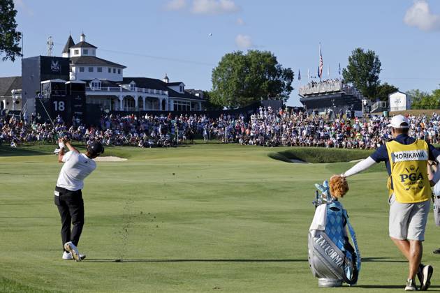 LOUISVILLE, KY - MAY 18: Collin Morikawa (USA) plays a shot at the 18th hole during the third round of the 2024 PGA, Golf Herren Championship at Valhalla Golf Club on May 18, 2024 in Louisville, Kentucky. (Photo by Joe Robbins Icon Sportswire) GOLF: MAY 18 PGA Championship EDITORIAL USE ONLY Icon573240518064